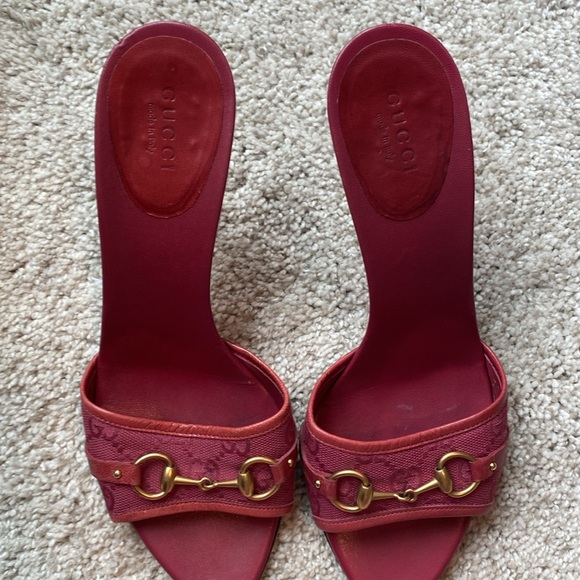 😍 RARE AUTH GUCCI Y2K Raspberry Mirabelle GG heels - Picture 4 of 14